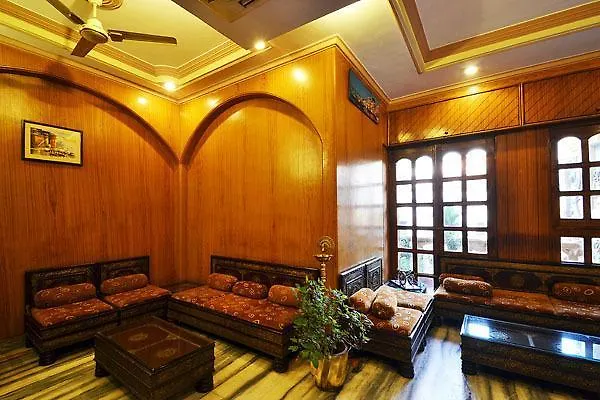 Hotel Divya Varanasi